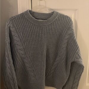 Abercrombie & Fitch Light Gray Knit Sweater